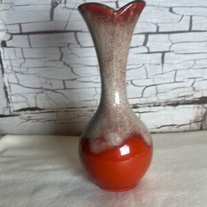 Haegar 4001 USA vase orange and beige w/ brown streaks.8”tall. Black on inside.